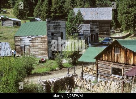 MT: Missoula County, Garnet Range, östlich von Missoula, Garnet (Geisterstadt), Blick auf die Hauptstraße. [Fragen Sie nach #169,066.] Stockfoto