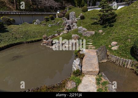 Der Fukaji-Tempel wurde 701 n. Chr. vor rund 1.300 Jahren gegründet und ist somit ruhig und uralt. Es wurde der legendäre Priester Gyouki gegründet, der ein e schuf Stockfoto