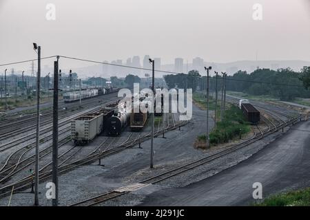 Montreal, CA - 17. Juli 2021: Stationäre Züge in der Nähe von Montreal Stockfoto