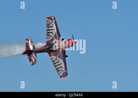 Gdynia, Polen - 22. August 2021: XtremeAir XA-41-Flug auf der Aero Baltic Show in Gdynia, Polen. Stockfoto