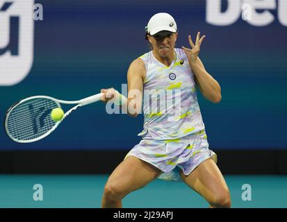 Miami Gardens, FL, USA. 30. März 2022. Petra Kvitová gegen IGA Swiatek während der Miami Open im Hard Rock Stadium am 30. März 2022 in Miami Gardens, Florida. Kredit: Mpi04/Media Punch/Alamy Live Nachrichten Stockfoto
