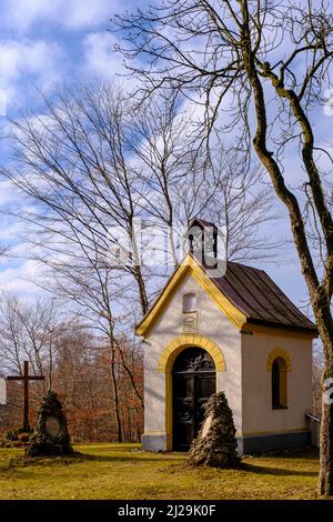 Kapelle, Friedhof, ehemaliger Soldatenfriedhof, Kloster Baumburg, Altenmarkt an der Alz, Chiemgau, Oberbayern, Bayern, Deutschland Stockfoto