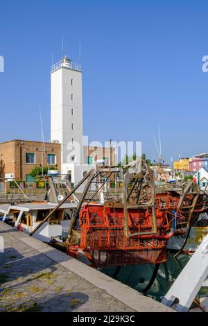 Capitaneria di Porto Guardia, Fischereihafen, Fano, Adria, Marken, Italien Stockfoto