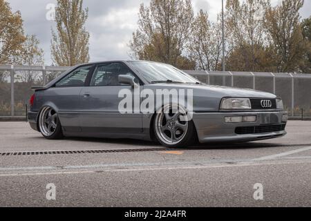 MONTMELO, SPANIEN-10. OKTOBER 2021: 1988 Audi Coupe B3 (Typ 8B) Stockfoto