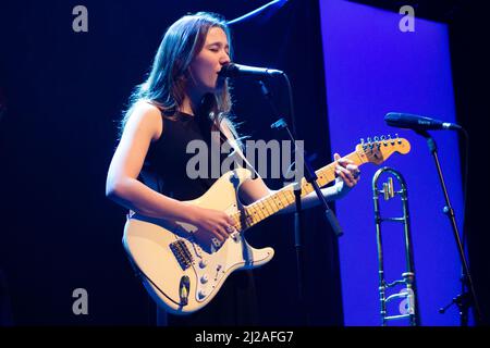 BARCELONA, ESPAÑA – MARZO 30. Rita Payés (Guitarra) en concierto como parte de Cruïlla de primavera en la Barts el 30 de marzo de 2022 en Barcelona, E Stockfoto