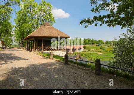 Quellpark in der Stadt Kuldiga in Latvias Stockfoto