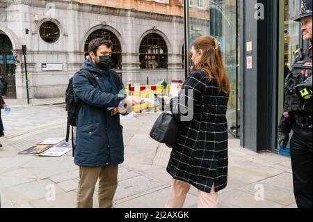 London, Großbritannien. 31. März 2022. Protest vor DEM GLAS-Büro in London. GLAS wird als der zukünftige Sicherheitstruchmann von Adani vermutet.Quelle: Andrea Domeniconi/Alamy Live News Stockfoto