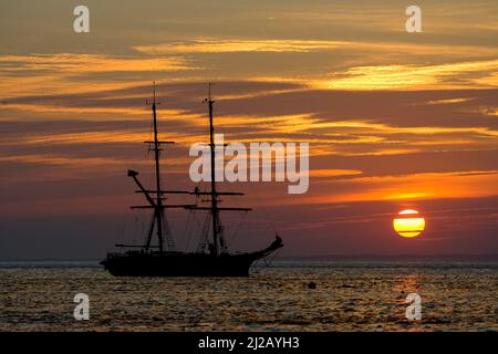 Training,Schiff,TS,Royalist,The Solent,Cowes,Isle of Wight,England,UK,Großbritannien,Britisch,UK, Stockfoto