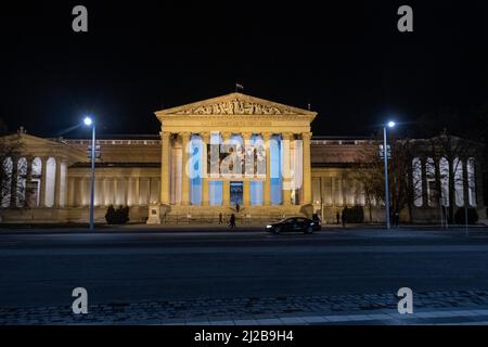 Budapest: Museum der Schönen Künste bei Nacht. Ungarn Stockfoto