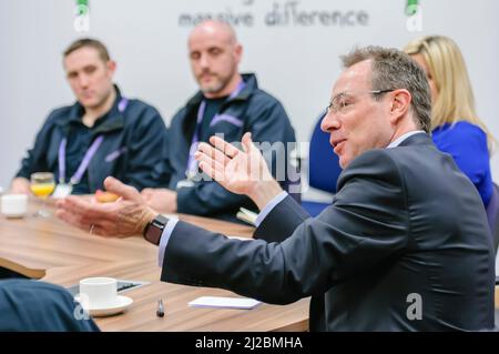 Philip Jansen leitet ein Treffen während seines Besuchs in Belfast, 28/02/2019 Stockfoto