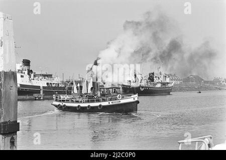 Dampfschlepper zum 100. Jahrestag des Nordseekanals um den 5. Juni 1976 Stockfoto