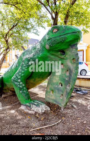 Iguana Statue in Willemstad, Curacao Stockfoto