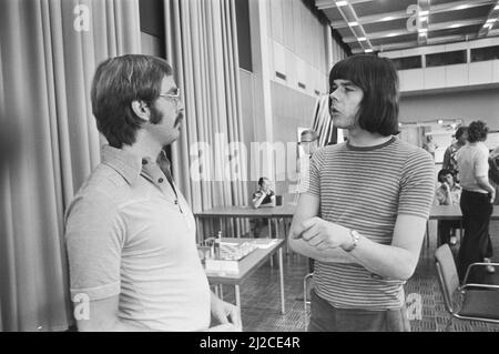 IBM-Schachturnier in Amsterdam, Ligterink im Gespräch mit Bohm Ca. 8. Juli 1976 Stockfoto