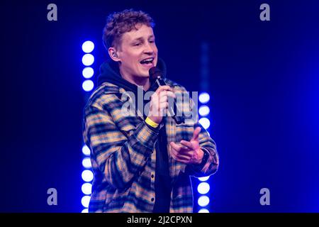 Rust, Deutschland. 31. März 2022. Sänger Tim Bendzko bei der Team D Preisverleihung im Europa-Park. Quelle: Tom Weller/dpa/Alamy Live News Stockfoto