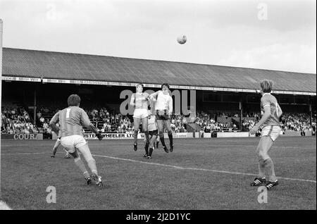 Fußballspiel, Reading gegen Blackpool, Endergebnis 1-0 bis Reading. Liga-Division drei.17. August 1985. Stockfoto