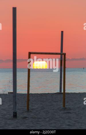 Sonnenaufgang am Strand von Copaba in Rio de Janeiro, Brasilien. Stockfoto