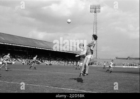 Fußballspiel, Reading gegen Blackpool, Endergebnis 1-0 bis Reading. Liga-Division drei.17. August 1985. Stockfoto