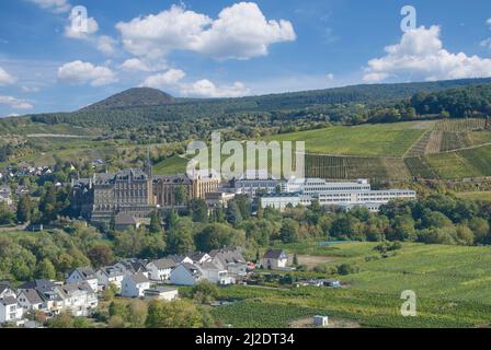 Bad Neuenahr-Ahrweiler mit Kloster Kalvarienberg, Ahrtal, Rheinland-Pfalz, Deutschland Stockfoto