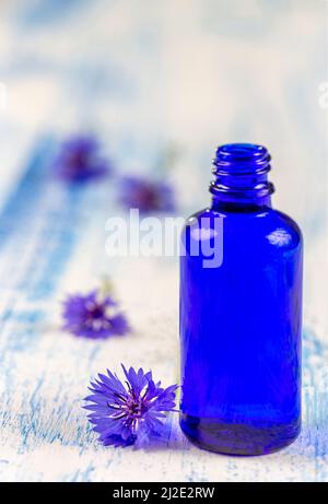 Heidelbeere und Öl Stockfoto