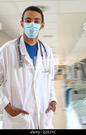 Arzt im Krankenhaus Stockfoto