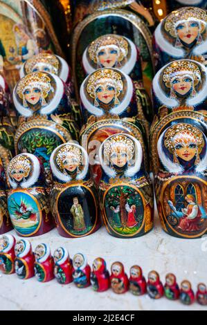 Paris, Frankreich, Weihnachtsgeschäft, Russische Puppen, Sammlung, Matriochka, Detail, auf dem traditionellen Weihnachtsmarkt, Stockfoto