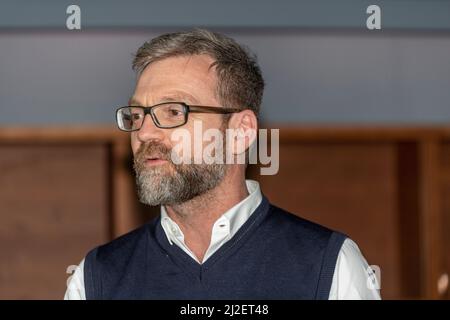 Genf, Schweiz. 04. Januar 2021. M. Peter Düggeli (Leiter Kommunikation EDA) erklärte seine Arbeit mit im EDA (Foto: Eric Dubost/Pacific Press) Quelle: Pacific Press Media Production Corp./Alamy Live News Stockfoto