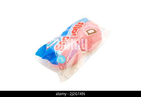 Hostess Brand - Sno Balls-Coconut und Marshallow bedeckt Schokoladenkuchen mit cremiger Füllung Stockfoto