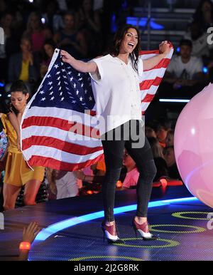 **DATEI FOTO** 1. Apr 2022. Hope Solo auf DWI verhaftet, Widerstand gegen Festnahme und Misshandlung von Kindern. Foto aufgenommen: WESTWOOD, CA - JULI 16: USWNT-Fußballspieler Hope Solo auf der Bühne bei den Nickelodeon Kids' Choice Sports Awards 2015 im UCLA' Pauley Pavilion am 16. Juli 2015 in Westwood, Kalifornien. Quelle: PGFM/MediaPunch Quelle: MediaPunch Inc/Alamy Live News Stockfoto