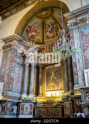 Seitenaltar der Amalfi-Kathedrale Stockfoto