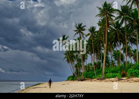 Ein Strand im Dorf Garara, Südliche Kei Inseln. Aufgenommen @ Dorf Garara, Maluku Tenggara, Molukken, 97611, Indonesien Stockfoto