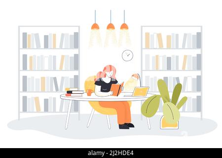 Junge Frau liest Buch in der Bibliothek Innenraum. Flache Vektorgrafik. Cartoon-Dame studiert im Zimmer mit Bücherwand, sitzt am Schreibtisch mit Laptop und Stock Vektor