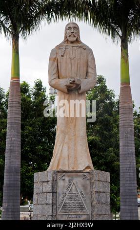 RITAPOLIS, MINAS GERAIS, BRASILIEN - 27. JANUAR 2020: Statue von Tiradentes auf dem öffentlichen Platz im Stadtzentrum Stockfoto