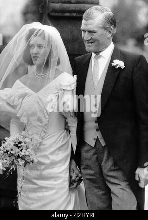 Cecil Parkinson Conservative MP nimmt an der Hochzeit seiner Töchter mit Mark Bamber Teil Stockfoto