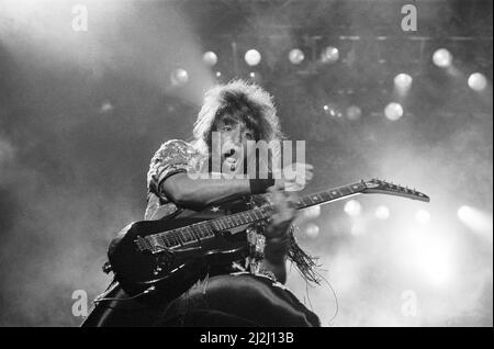 Bon Jovi bei Monsters of Rock, Castle Donington. Im Bild Richie Sambora. 22.. August 1987. Stockfoto