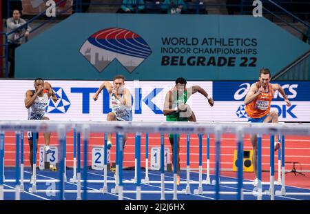 Wilhem Belocian FRA, David King GB & NI, Abdel Kader Larrinaga POR und Liam Van der Schaaf NED treten am dritten Tag der t bei den 60m Hürden der Männer an Stockfoto