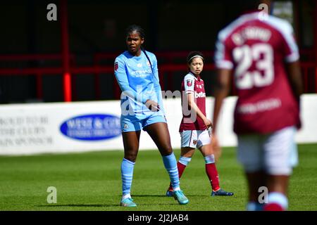 London, Großbritannien. 02. April 2022. Khadija Shaw (21 Manchester City), während der WSL-Einspannung zwischen West Ham und Manchester City. Chigwell Construction Stadium Kredit: SPP Sport Pressefoto. /Alamy Live News Stockfoto