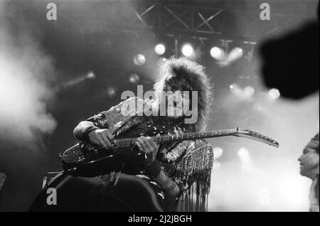 Bon Jovi bei Monsters of Rock, Castle Donington. Im Bild Richie Sambora. 22.. August 1987. Stockfoto