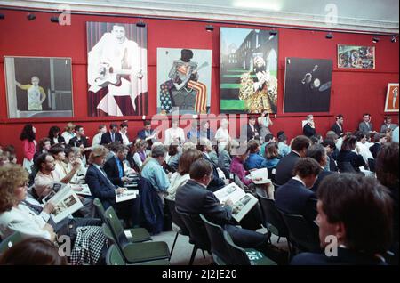 Sothebys Auktion von Elton John-Artikeln. 6.. September 1988. Stockfoto