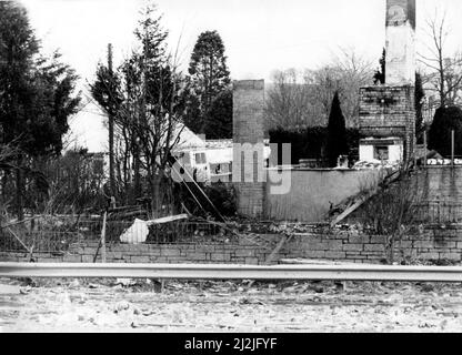 Die Flugkatastrophe von Lockerbie, die sich am 21.. Dezember 1988 ereignete. Beteiligt war die Pam Boeing 747-121, Clipper Maid of the Seas. Eine Szene der Verwüstung in und um Lockerbie. 22/12/1988 Stockfoto