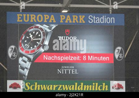 Freiburg, Deutschland. 02. Apr, 2022. firo 1.Bundesliga. 2021/2022 Fußball: Fuvuball: 02.04.2022 SC Freiburg - FC Bayern Mvºnchen München 8 Minuten Spielzeit Guthaben: dpa/Alamy Live News Stockfoto
