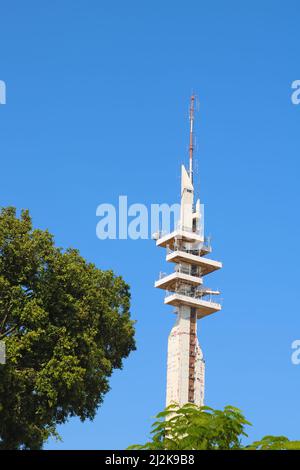 Marganit Tower, ein Wolkenkratzer in HaKirya, Tel Aviv, Israel Stockfoto