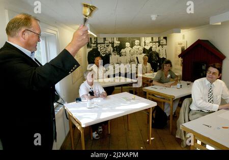 Premierminister Göran Persson besucht Old Linköping, Linköping, Schweden. Stockfoto
