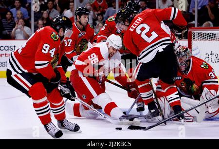 NHL-Spiel zwischen Chicago Black Hawks und Detroit Red Wings in United Center, Chicago, USA. Im Bild: Nr. 96 Tomas Holmström, Detroit Red Wings. Stockfoto