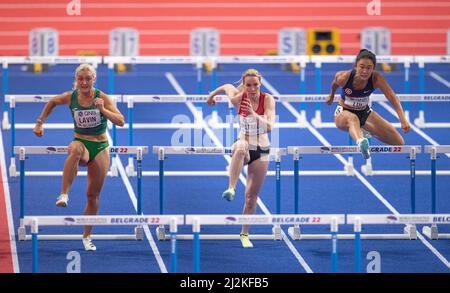 Sarah Lavin, Mathilde Heltbech und Lai Yiu Lui treten am zweiten Tag der Leichtathletik-Hallenweltmeisterschaften Belgrad 20 bei den 60m Hürden der Frauen an Stockfoto