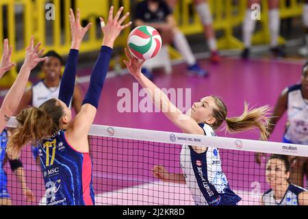 Celine Van Gestel (Il Bisonte Firenna) während des Spiels Savino Del Bene Scandicci gegen Il Bisonte Firenna, Volleyball Italyan Serie A1 Frauen in Scandicci (FI), Italien, 02 2022. April Stockfoto