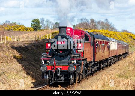 Weybourne, Großbritannien – 2. 2022. April: Spring Steam Gala Event auf der North Norfolk Poppy Line Credit: Richard O'Donoghue/Alamy Live News Stockfoto