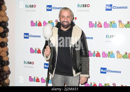 Rom, Italien. 02. April 2022. Luca Tommassini besucht den roten Teppich des Films Bla Bla Baby im Teatro Eliseo. Kredit: SOPA Images Limited/Alamy Live Nachrichten Stockfoto