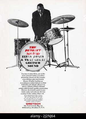 Eine ganzseitige Anzeige für Gretsch Drums aus einem amerikanischen Musikmagazin von 1964 mit Jazz-Schlagzeuger Elvin Jones. Stockfoto
