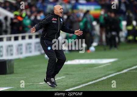 Bergamo, Italien. 03. April 2022. Luciano Spalletti (SSC Napoli) Gesten während Atalanta BC vs SSC Napoli, italienische Fußballserie A Spiel in Bergamo, Italien, April 03 2022 Quelle: Independent Photo Agency/Alamy Live News Stockfoto