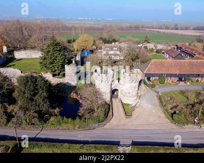 Drohne aus der Luft. Cooling Castle in Kent, England. Stockfoto